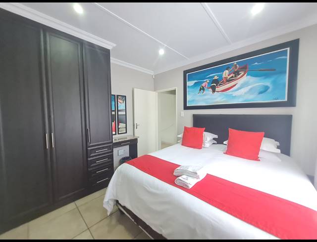 3 BEDROOM DUET FOR SALE IN BIRDSWOOD